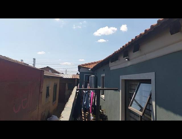 3 BEDROOM HOUSE FOR SALE IN ESSELEN PARK